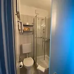 Stadthotel Geis 3* باد نيوشتاد أن دير سال