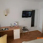 Stadthotel Geis Ξενοδοχείο 3*