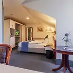 Hotel Stadthotel Geis 3*