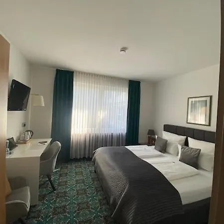 Stadthotel Geis Szálloda