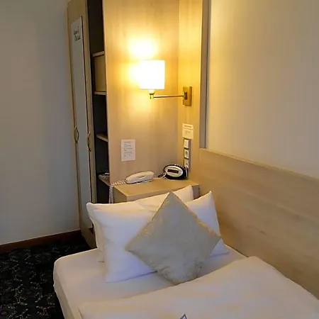 Stadthotel Geis Hotel 3*