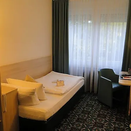 Stadthotel Geis Hotel Bad Neustadt an der Saale