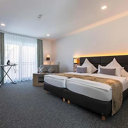 Stadthotel Geis Hotel 3*