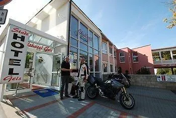 Stadthotel Geis ホテル 3*