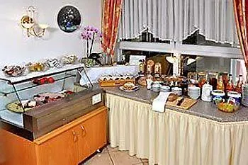 Stadthotel Geis Бад-Нойштадт-ан-дер-Зале