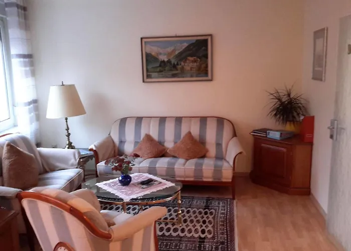 Stadthotel Geis 3* Бад-Нойштадт-ан-дер-Зале