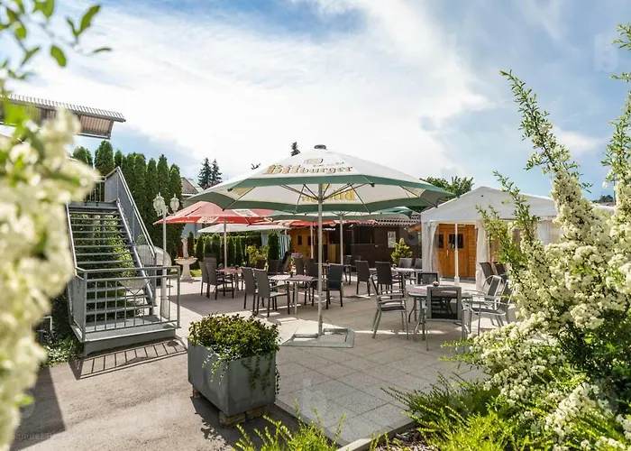 Stadthotel Geis Отель Бад-Нойштадт-ан-дер-Зале